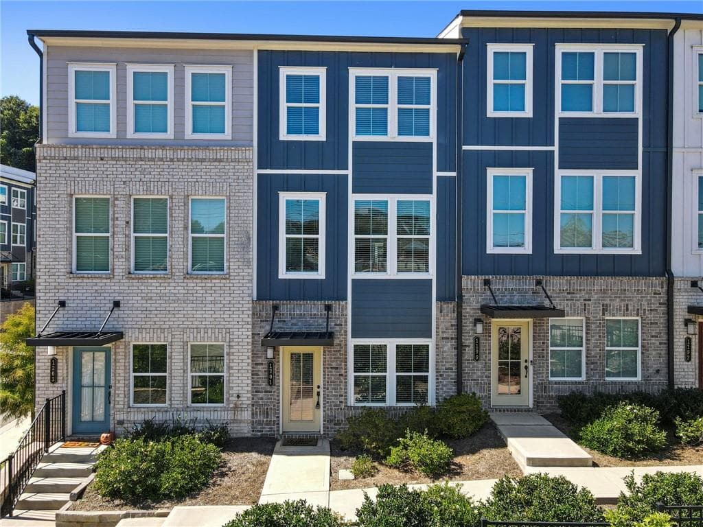 2 bedroom, 4 bathroom, 1,280 sq ft townhouse sold at 1201 Skylar Lane, Atlanta, GA 30315
