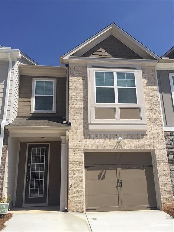 3 bedroom, 2 bathroom, 1,488 sq ft townhouse for sale at 2701 Avanti Way, Decatur, GA 30035