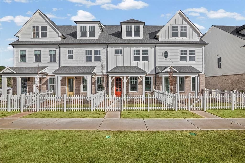 3 bedroom, 3 bathroom, 1,912 sq ft townhouse sold at 208 Village Overlook J3, Canton, GA 30114