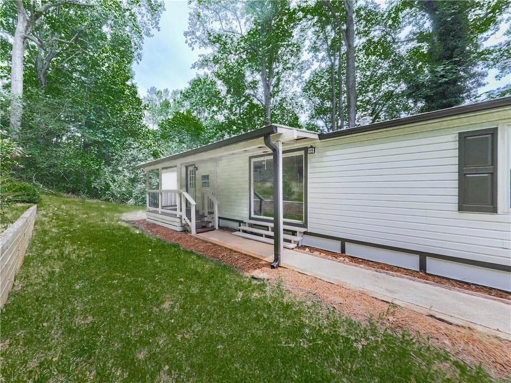 3 bedroom, 2 bathroom, 1,200 sq ft single family residence sold at 337 Theodore Cox Circle, Canton, GA 30114