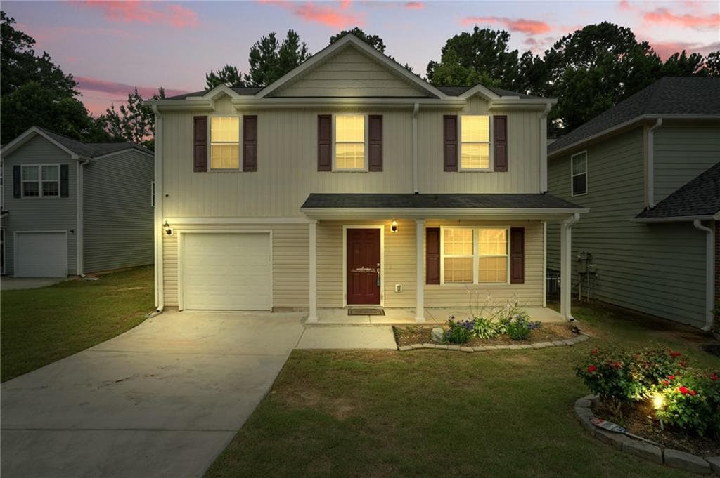 3 bedroom, 3 bathroom, 1,772 sq ft single family residence sold at 5987 WESTCHASE Street, Atlanta, GA 30336
