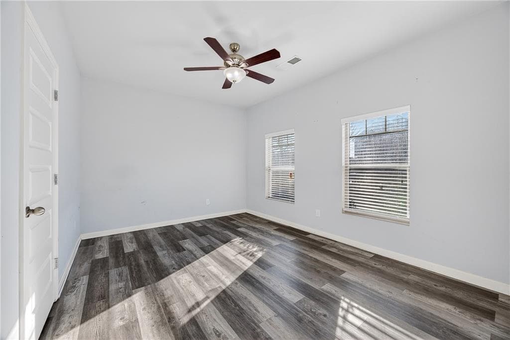 3 bedroom, 2 bathroom, 1,806 sq ft single family residence for sale at 853 Parkside Place Avenue, Mcdonough, GA 30253 — photo 5