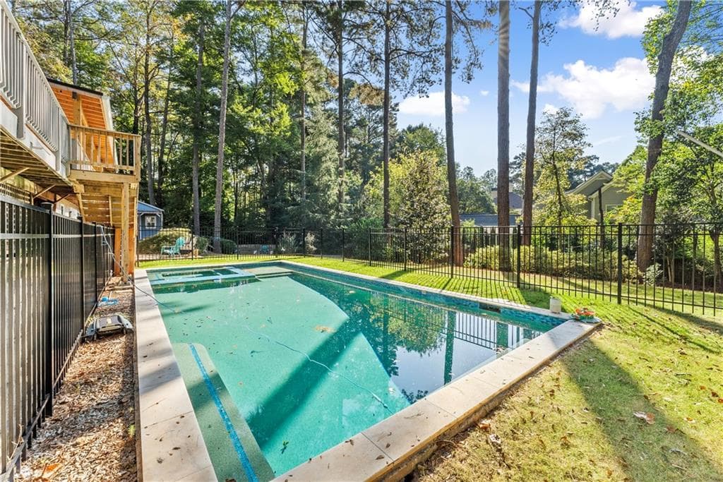1495 spalding Drive, Sandy Springs, GA 30350 — most recent listing photo