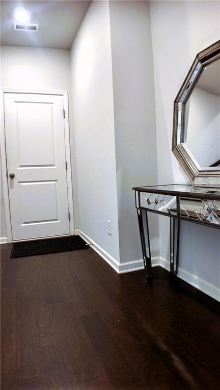 4 bedroom, 4 bathroom, 2,250 sq ft townhouse for sale at 2559 Cherry Birch Lane, Atlanta, GA 30360 — photo 3