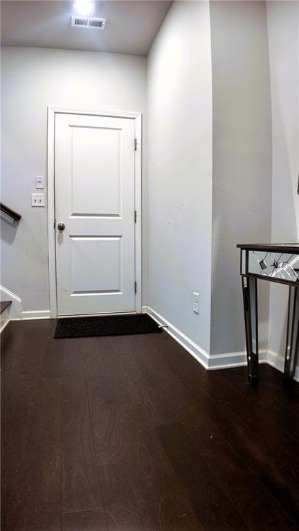 4 bedroom, 4 bathroom, 2,250 sq ft townhouse for sale at 2559 Cherry Birch Lane, Atlanta, GA 30360 — photo 4