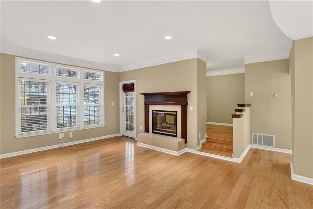 1 bedroom, 1 bathroom, 881 sq ft condominium for sale at 220 Renaissance Parkway 1201, Atlanta, GA 30308 — photo 4