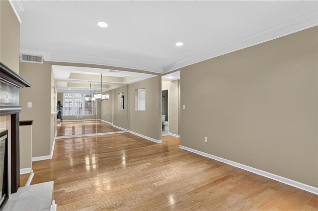 1 bedroom, 1 bathroom, 881 sq ft condominium for sale at 220 Renaissance Parkway 1201, Atlanta, GA 30308 — photo 9