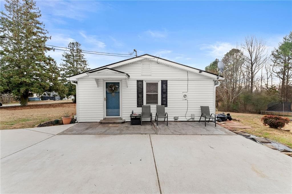 4539 Cash Drive, Flowery Branch, GA 30542 — most recent listing photo