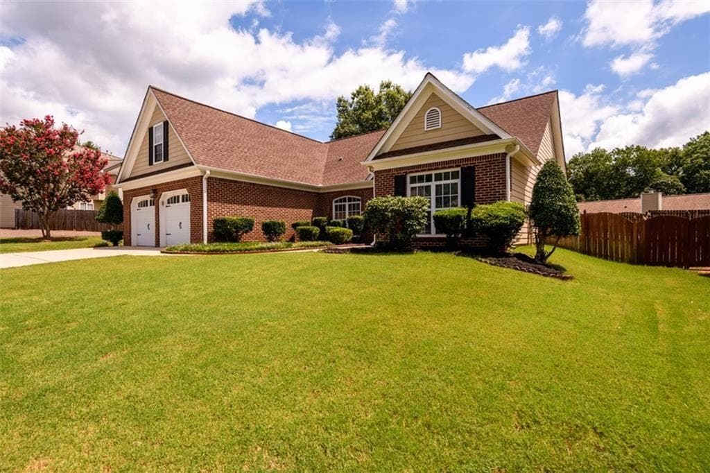 900 DOWNYSHIRE Drive, Lawrenceville, GA 30044 — most recent listing photo