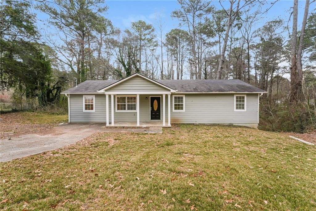 3 bedroom, 2 bathroom, 1,344 sq ft single family residence for sale at 528 Newlin Court, Lawrenceville, GA 30046