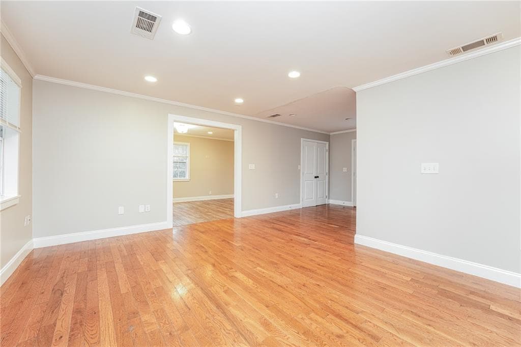 3 bedroom, 2 bathroom, 1,344 sq ft single family residence for sale at 528 Newlin Court, Lawrenceville, GA 30046 — photo 4