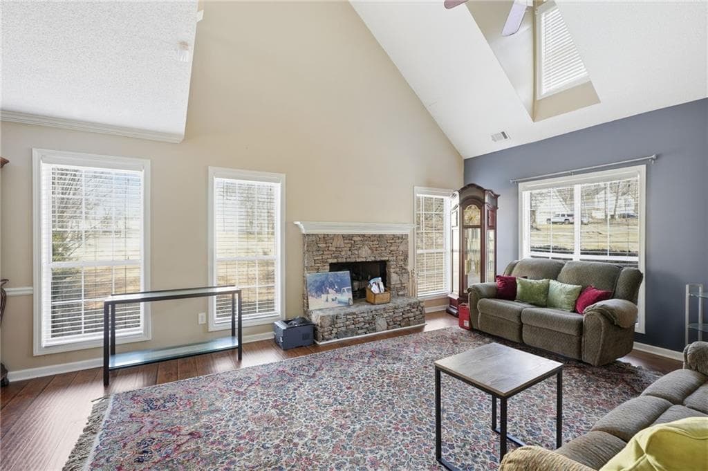 4 bedroom, 3 bathroom, 2,104 sq ft single family residence under contract at 355 Radcliffe Trace, Covington, GA 30016 — photo 4