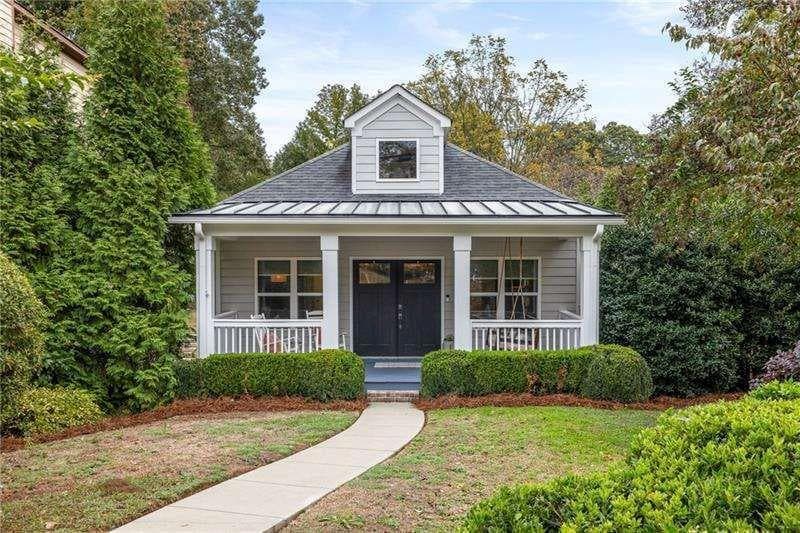 2 bedroom, 2 bathroom, 1,104 sq ft single family residence sold at 1721 Marietta Road, Atlanta, GA 30318