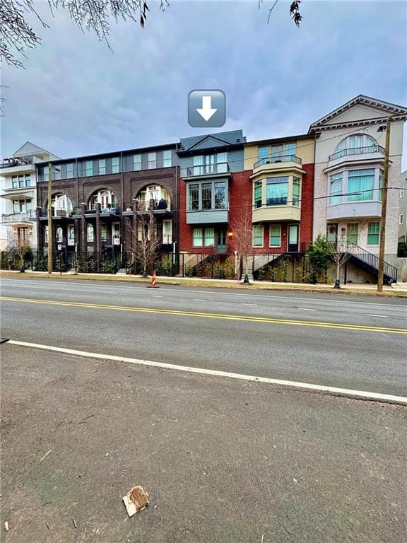 3 bedroom, 4 bathroom, 2,542 sq ft townhouse for sale at 676 Hank Aaron Drive, Atlanta, GA 30315 — photo 4