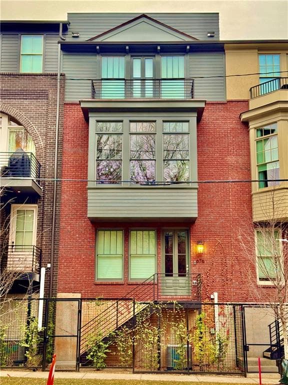 3 bedroom, 4 bathroom, 2,542 sq ft townhouse for sale at 676 Hank Aaron Drive, Atlanta, GA 30315