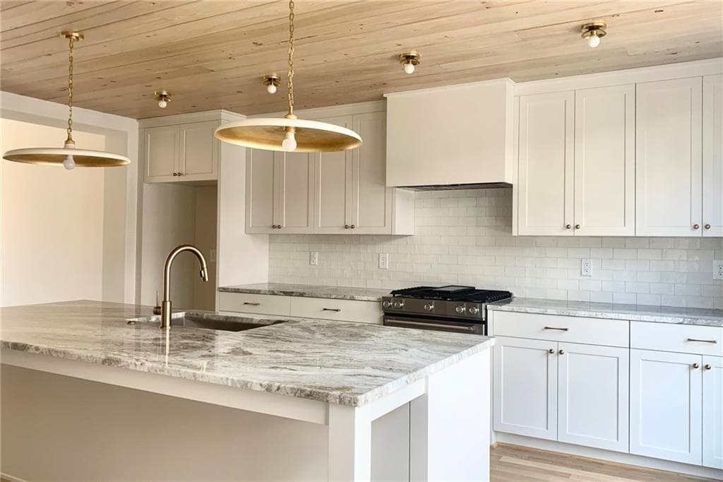 3 bedroom, 4 bathroom, 2,542 sq ft townhouse for sale at 676 Hank Aaron Drive, Atlanta, GA 30315 — photo 9