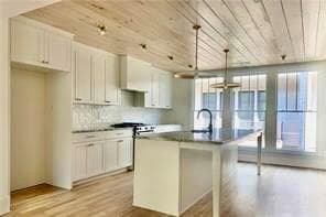 3 bedroom, 4 bathroom, 2,542 sq ft townhouse for sale at 676 Hank Aaron Drive, Atlanta, GA 30315 — photo 5