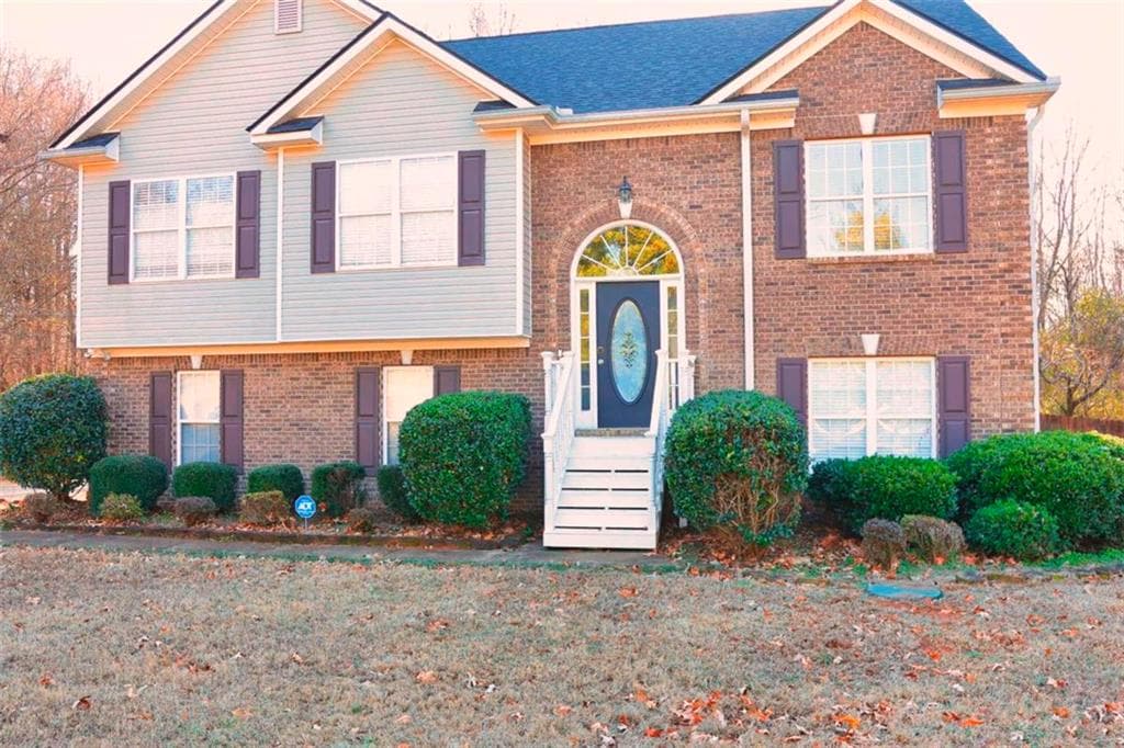 4 bedroom, 3 bathroom, 1,533 sq ft single family residence for sale at 20 Hollow Court, Covington, GA 30016