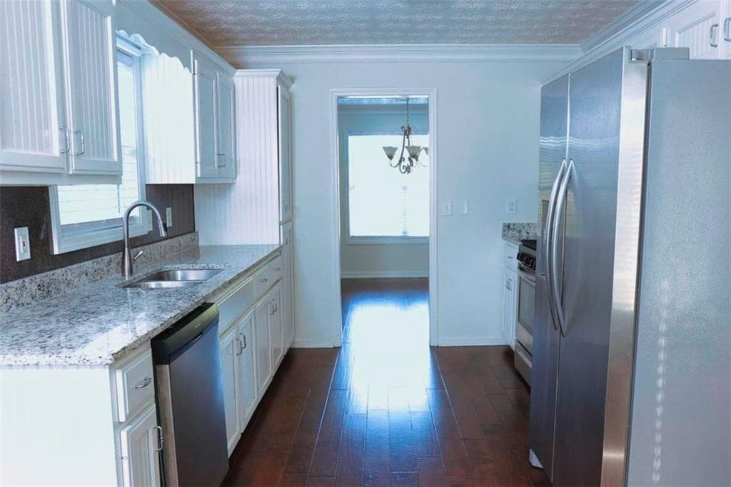 4 bedroom, 3 bathroom, 1,533 sq ft single family residence for sale at 20 Hollow Court, Covington, GA 30016 — photo 7