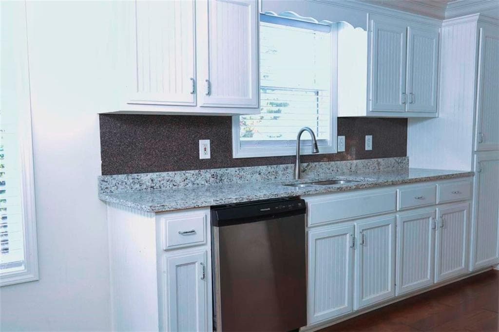 4 bedroom, 3 bathroom, 1,533 sq ft single family residence for sale at 20 Hollow Court, Covington, GA 30016 — photo 9