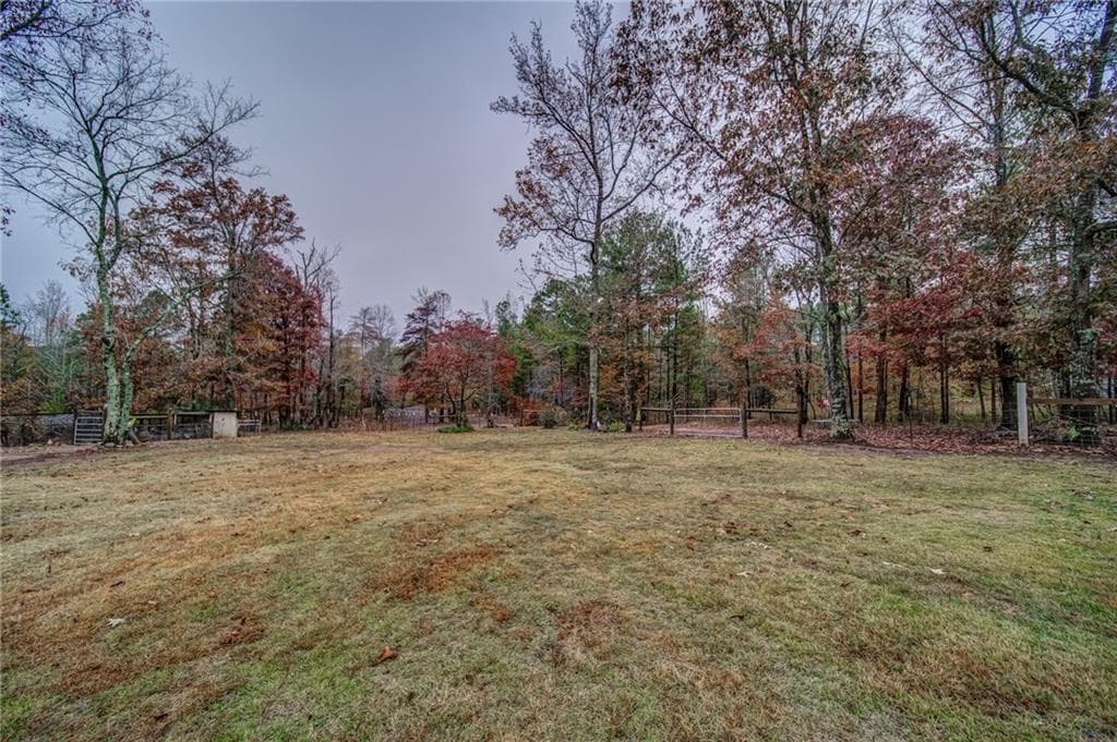 duplex under contract at 53 Black Road, White, GA 30184 — photo 4