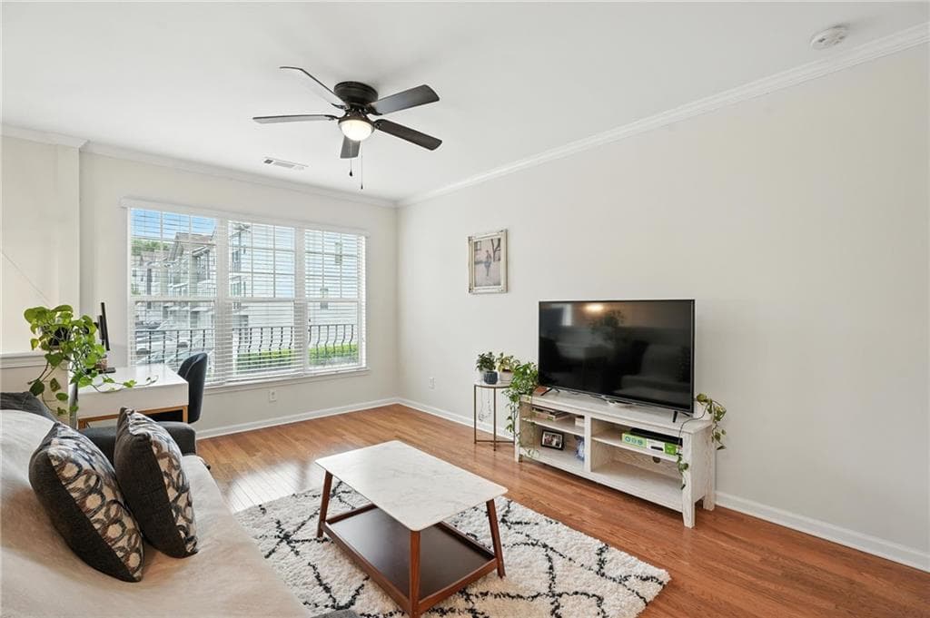 3 bedroom, 4 bathroom, 1,248 sq ft townhouse for sale at 1689 Liberty Parkway, Atlanta, GA 30318 — photo 4