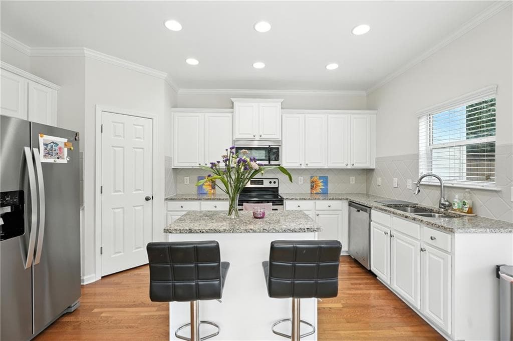3 bedroom, 4 bathroom, 1,248 sq ft townhouse for sale at 1689 Liberty Parkway, Atlanta, GA 30318 — photo 9