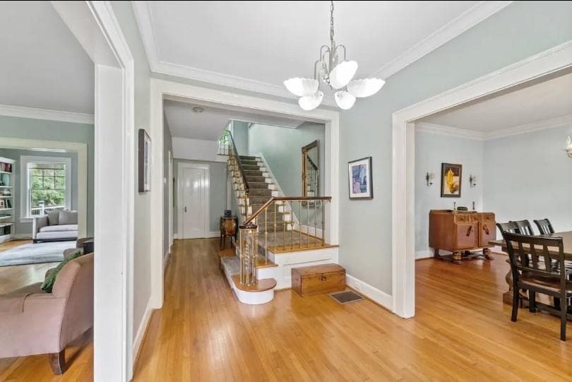 5 bedroom, 4 bathroom, 3,277 sq ft single family residence for sale at 1323 Briarcliff Road, Atlanta, GA 30306 — photo 7