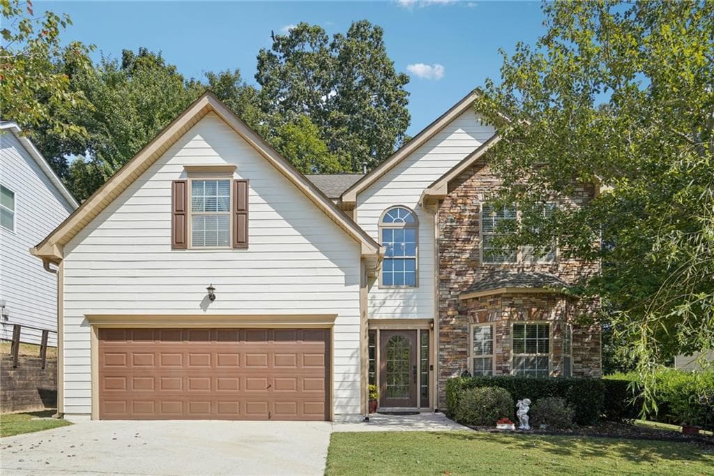 715 Moonlight Way, Suwanee, GA 30024 — most recent listing photo