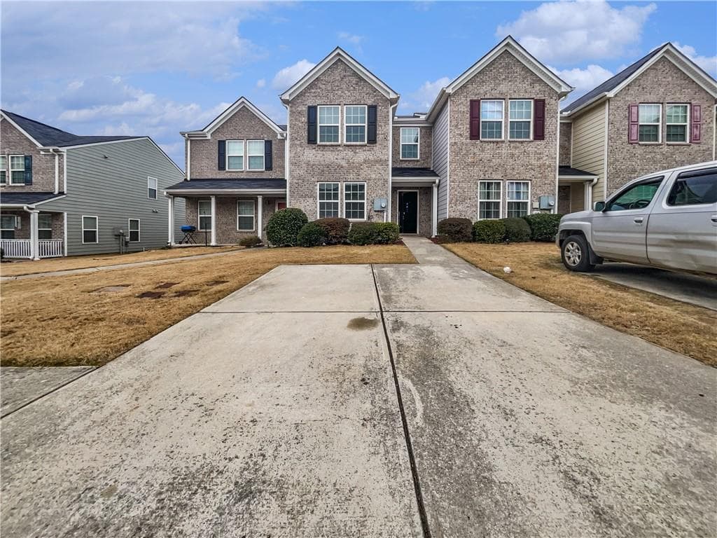 3 bedroom, 3 bathroom, 1,588 sq ft townhouse sold at 6247 Ellenwood Drive, Rex, GA 30273