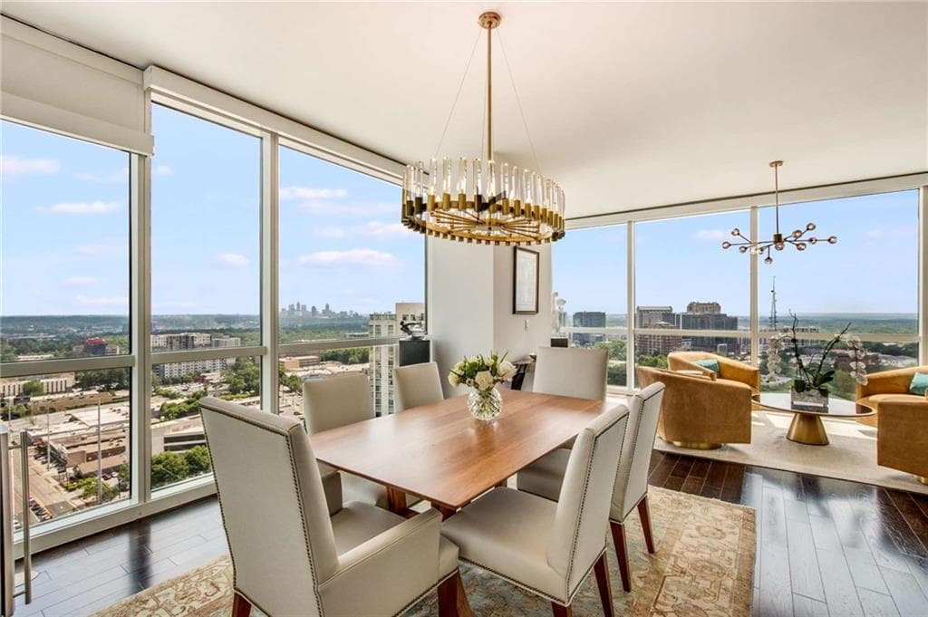 3 bedroom, 3 bathroom, 2,748 sq ft condominium under contract at 3325 Piedmont Road 2205, Atlanta, GA 30305 — photo 3