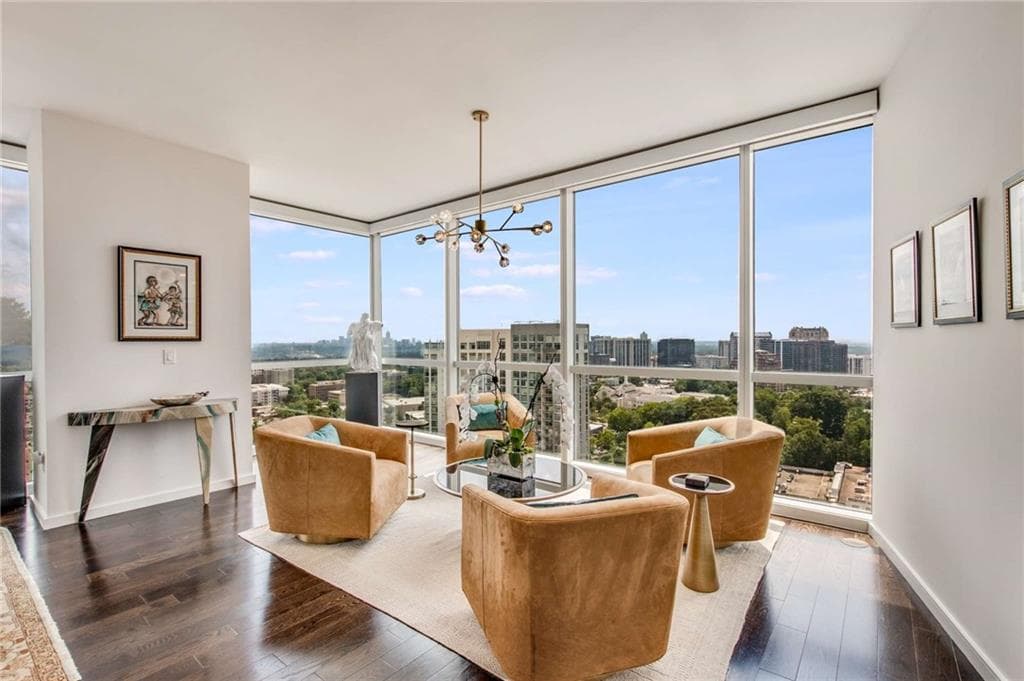 3 bedroom, 3 bathroom, 2,748 sq ft condominium under contract at 3325 Piedmont Road 2205, Atlanta, GA 30305 — photo 7