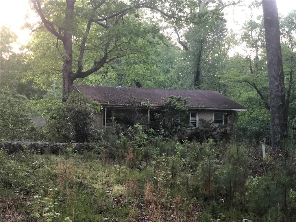 3 bedroom, 2 bathroom single family residence for sale at 2165 Old Salem Road, Conyers, GA 30013 — photo 4