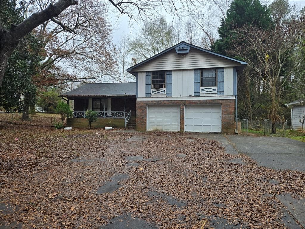 3 bedroom, 3 bathroom, 2,024 sq ft single family residence sold at 4541 Mercer Road, Stone Mountain, GA 30083