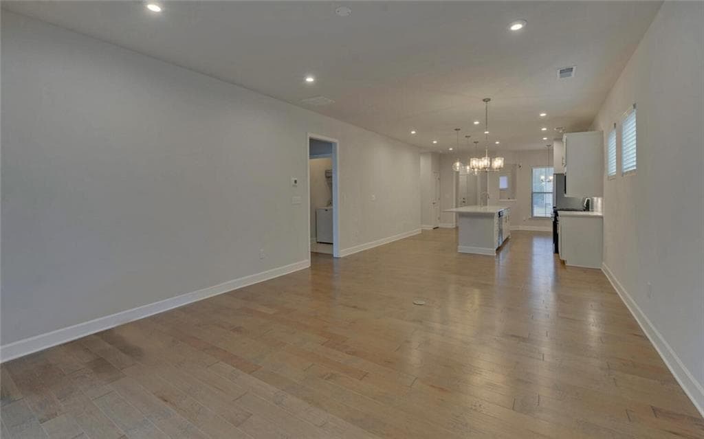 2 bedroom, 2 bathroom, 1,509 sq ft single family residence for sale at 5989 Rollingwood Way, Hoschton, GA 30548 — photo 7