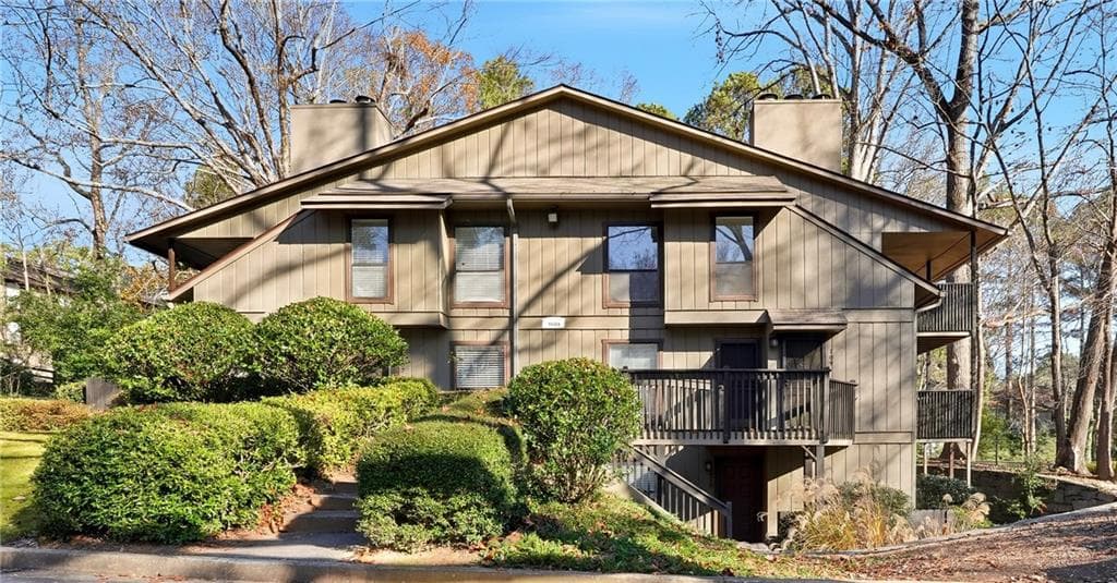 2 bedroom, 2 bathroom, 1,332 sq ft condominium sold at 109 Cumberland Court, Smyrna, GA 30080