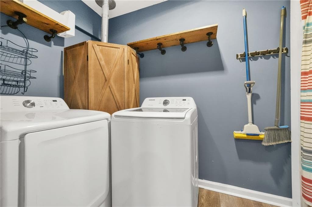 3 bedroom, 2 bathroom, 1,270 sq ft single family residence for sale at 3048 Cottonwood Drive, Atlanta, GA 30316 — photo 5