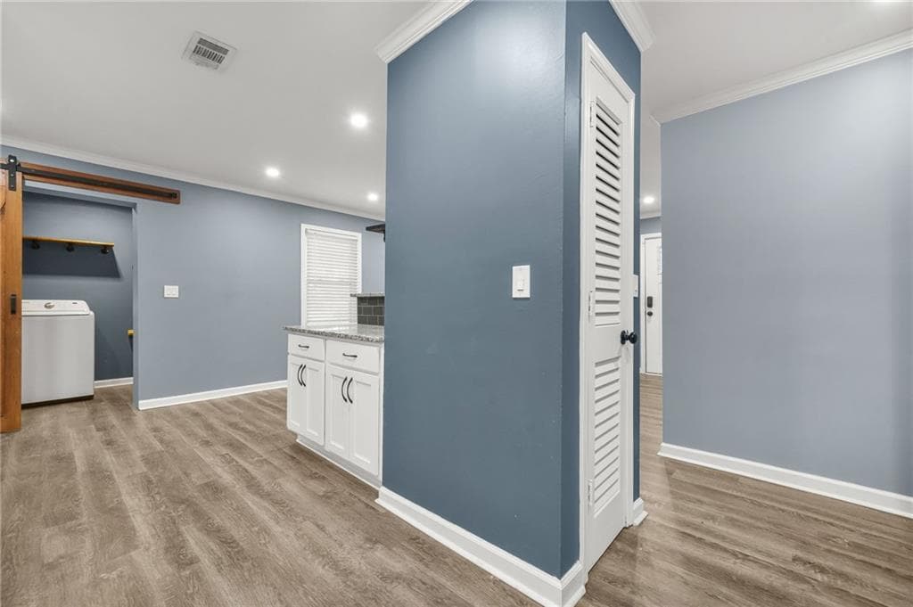 3 bedroom, 2 bathroom, 1,270 sq ft single family residence for sale at 3048 Cottonwood Drive, Atlanta, GA 30316 — photo 6