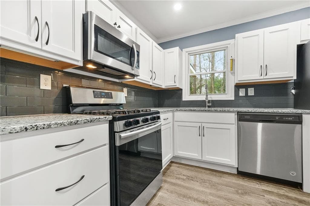 3 bedroom, 2 bathroom, 1,270 sq ft single family residence for sale at 3048 Cottonwood Drive, Atlanta, GA 30316 — photo 7