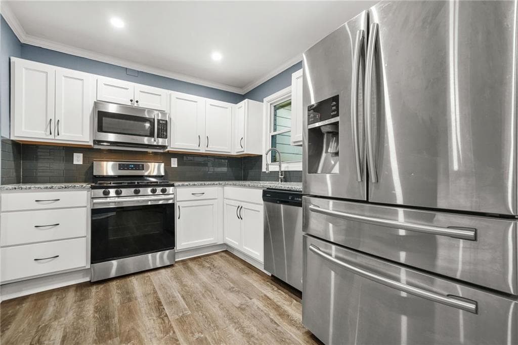 3 bedroom, 2 bathroom, 1,270 sq ft single family residence for sale at 3048 Cottonwood Drive, Atlanta, GA 30316 — photo 9