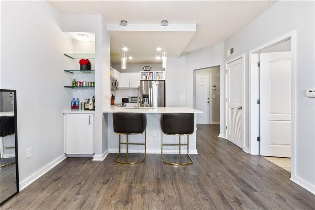 3 bedroom, 3 bathroom, 1,596 sq ft condominium for sale at 390 17th Street 5031, Atlanta, GA 30363 — photo 4