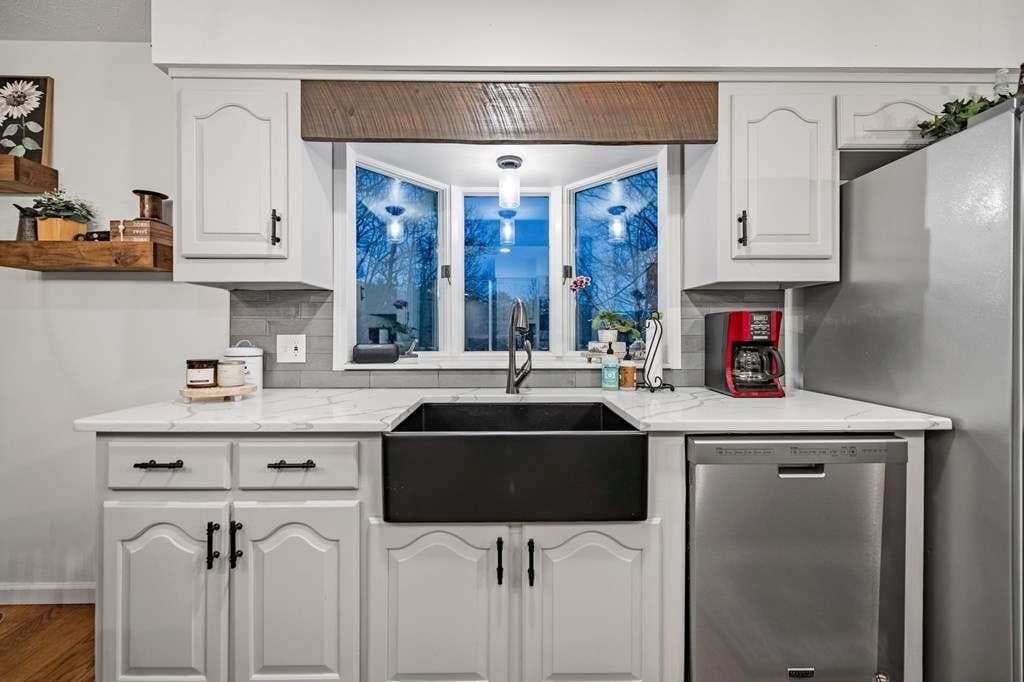 6 bedroom, 4 bathroom, 5,600 sq ft single family residence under contract at 178 Arp Road, Mineral Bluff, GA 30559 — photo 9