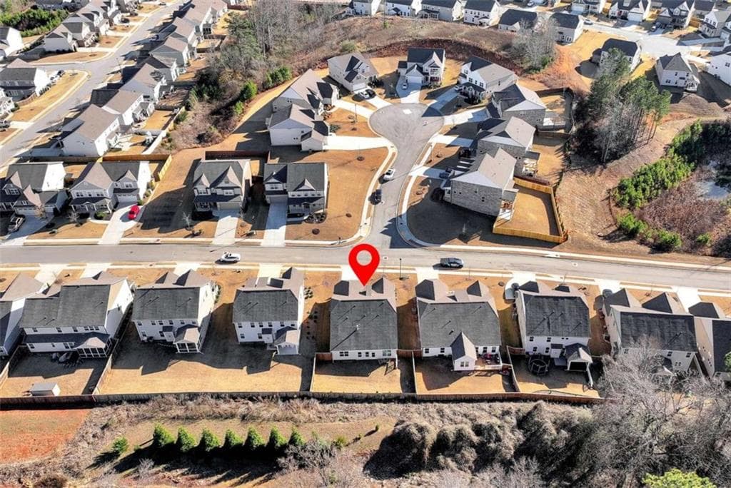 5 bedroom, 3 bathroom, 3,070 sq ft single family residence for rent at 6968 Manchester Drive, Flowery Branch, GA 30542 for $3,000 a month — photo 6