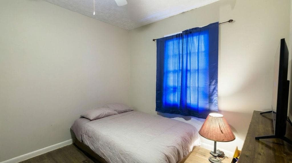 5 bedroom, 2 bathroom, 2,150 sq ft single family residence for sale at 251 Killian Street, Canton, GA 30114 — photo 6