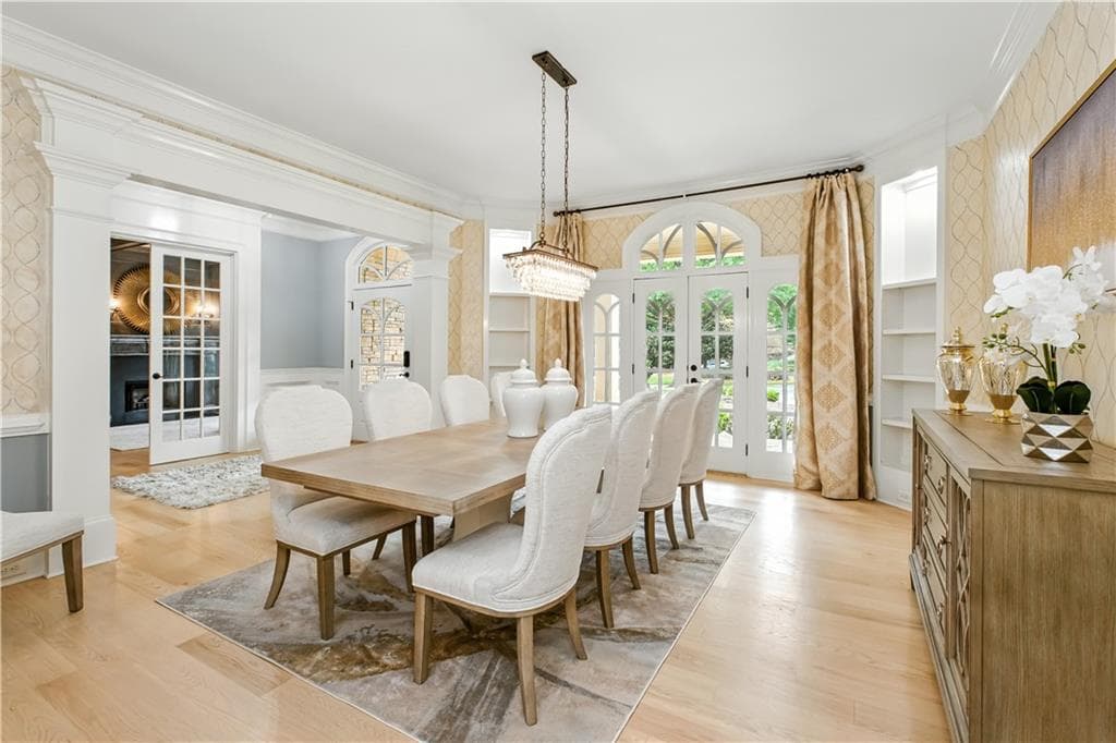 7 bedroom, 8 bathroom, 8,520 sq ft single family residence for sale at 6225 Random Winds Bluff, Gainesville, GA 30506 — photo 9