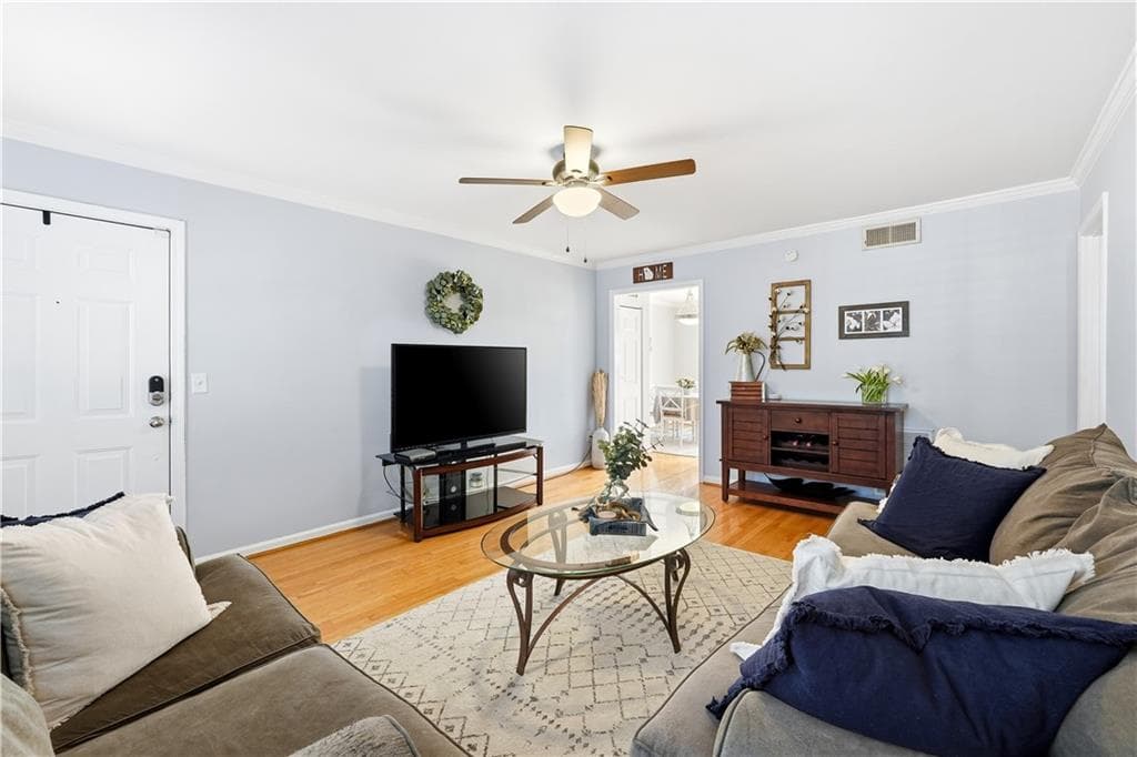 1101 Collier Road Q6, Atlanta, GA 30318 — most recent listing photo