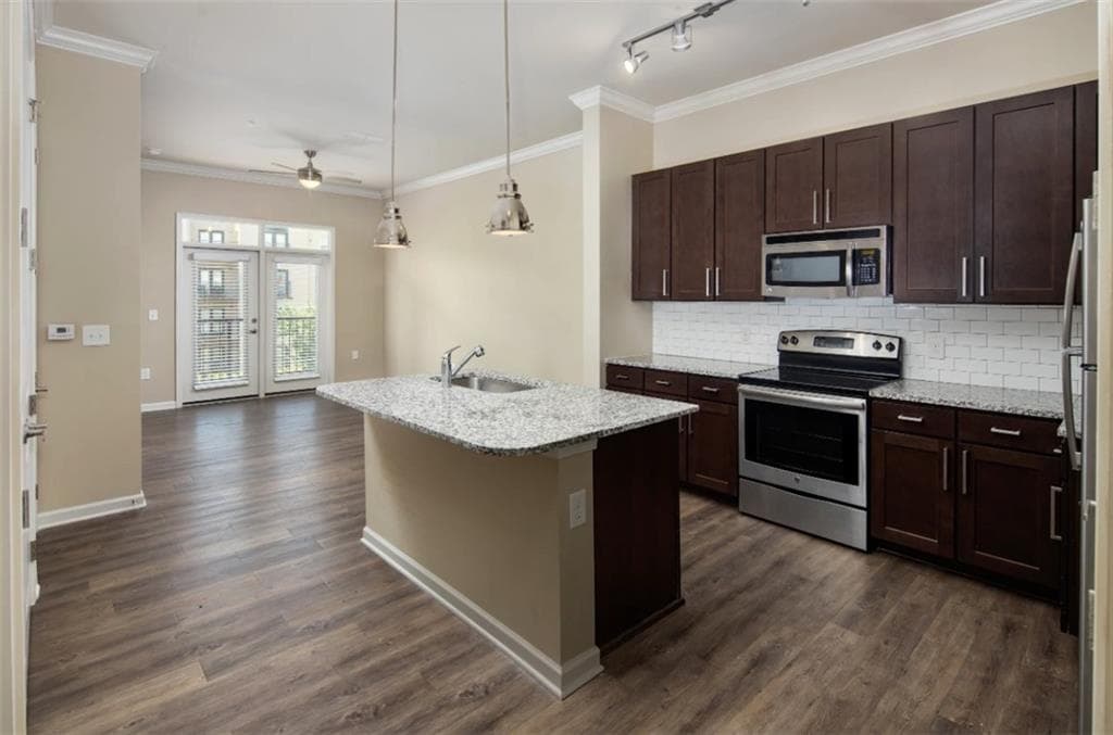1 bedroom, 1 bathroom, 704 sq ft apartment for rent at 306 Ardmore Circle C125, Atlanta, GA 30309 for $1,767 a month — photo 3