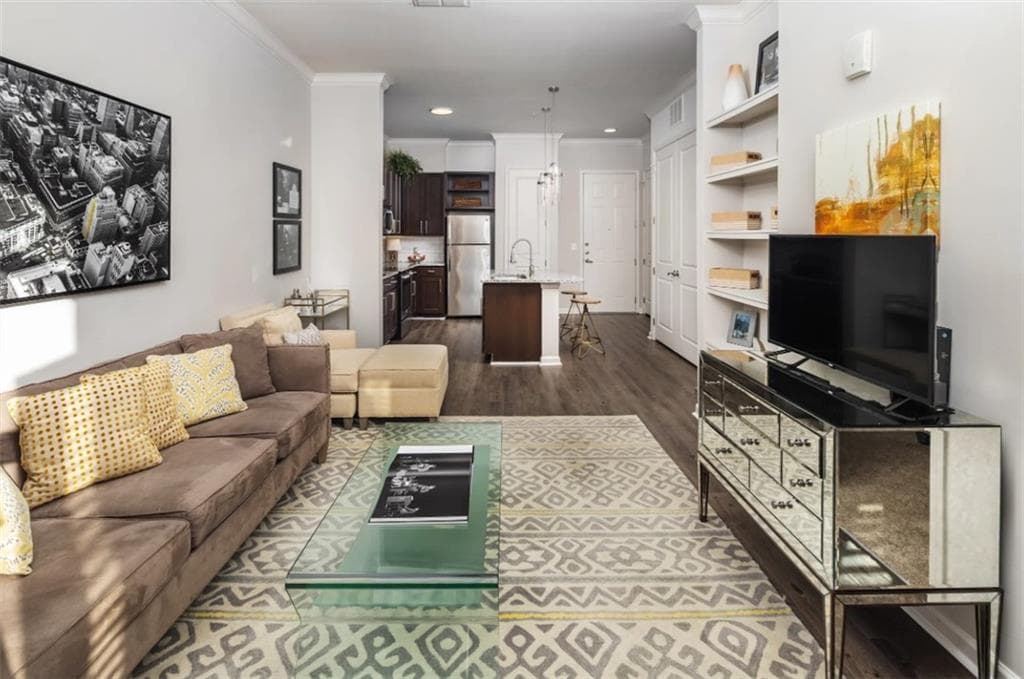 1 bedroom, 1 bathroom, 704 sq ft apartment for rent at 306 Ardmore Circle C125, Atlanta, GA 30309 for $1,767 a month — photo 8