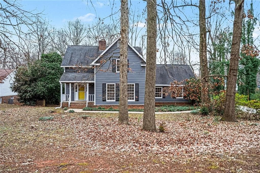 8234 Dawn Drive, Jonesboro, GA 30236 — most recent listing photo