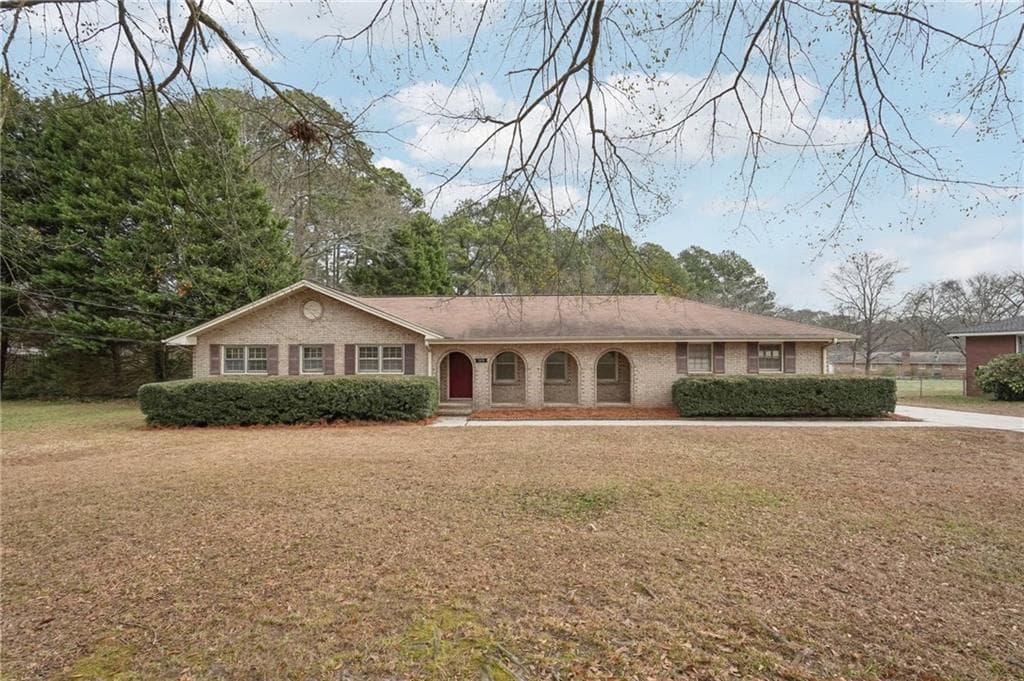 2576 Ashworth Lake Road, Snellville, GA 30078 — most recent listing photo